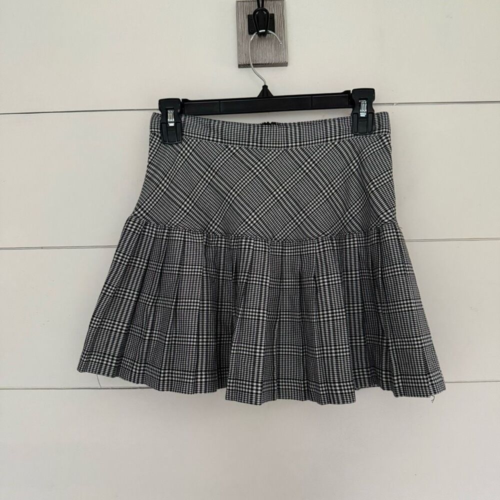 Forever 21 Black and White Plaid Mini Skirt